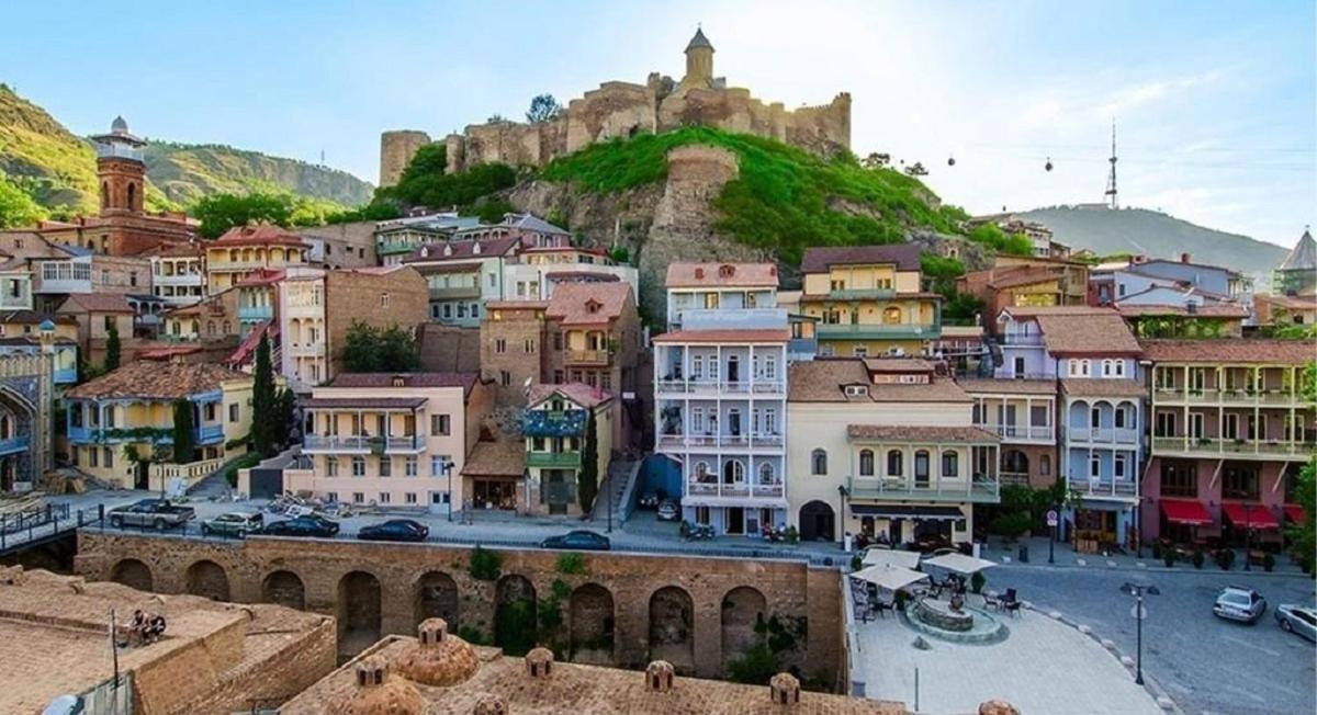 Madona'S Apartment Tbilisi Zewnętrze zdjęcie